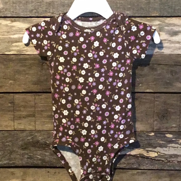 Carter's Other - 💛10/$10 Floral Print Carters Onesie Top